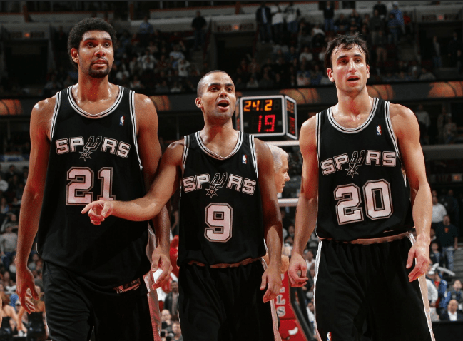 传中或小角 传中或小角